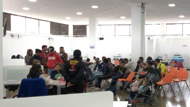 ¿Qué servicios ofrece el SuperCADE Suba?